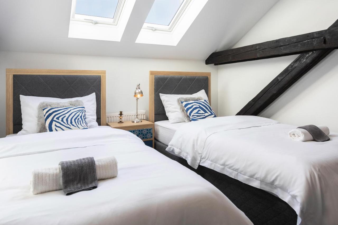 Kvaternik Square Rooms 자그레브 외부 사진