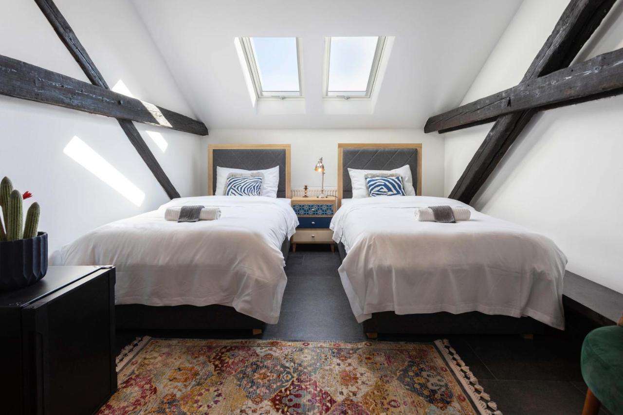 Kvaternik Square Rooms 자그레브 외부 사진