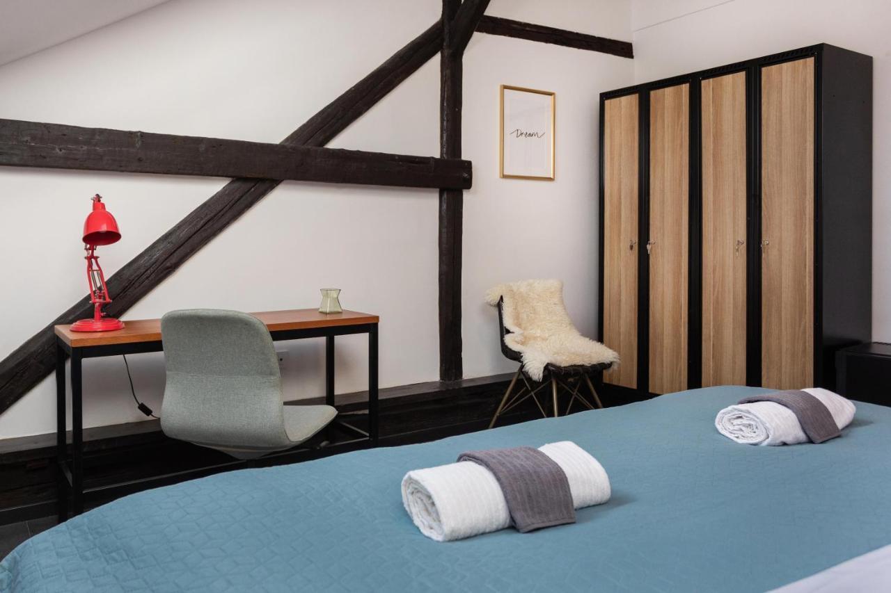Kvaternik Square Rooms 자그레브 외부 사진